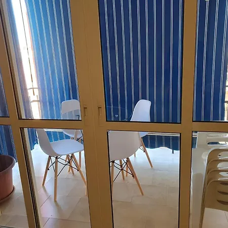 Cozy Near The Beach - Perfect For Families And Friends